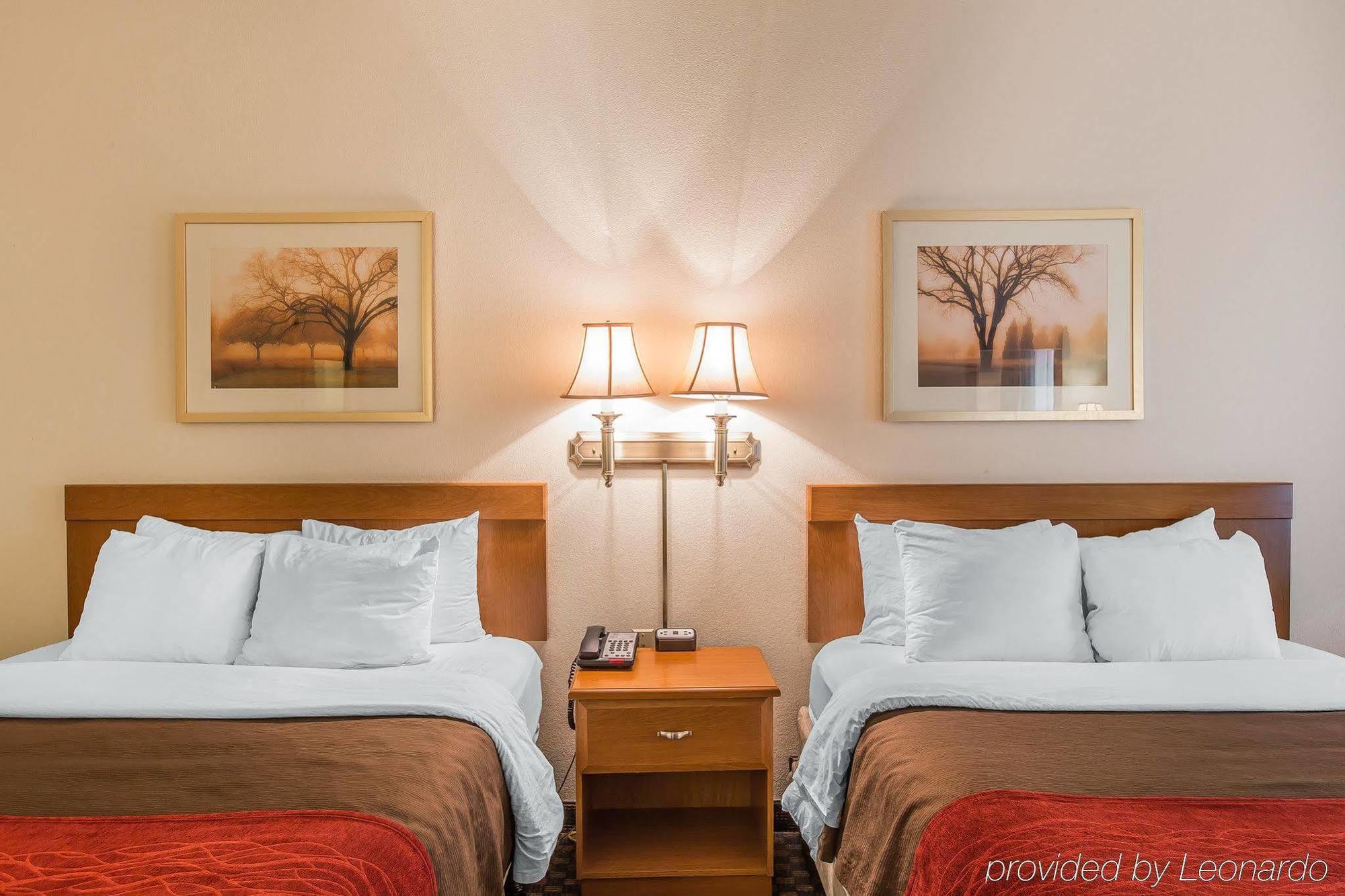 Comfort Inn & Suites Райфъл Екстериор снимка